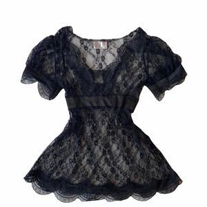 213 by Michelle Kim Delicate Black Lace Deadstock Puffed sleeve Doll like Blouse